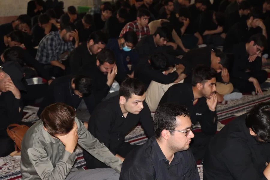 مراسم عزاداری سرور وسالار شهیدان حضرت ابا عبدالله الحسین(علیه السلام) ویاران باوفای ایشان 3