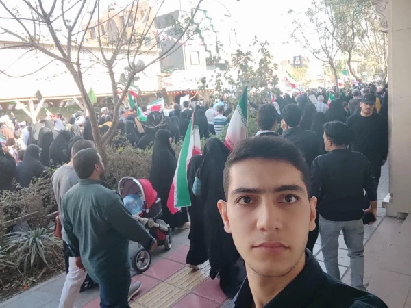 حضور پرشور دانشجویان مرکز آموزش عالی شهیدمدنی(ره)درراهپیمایی 13 آبان+تصویر 3