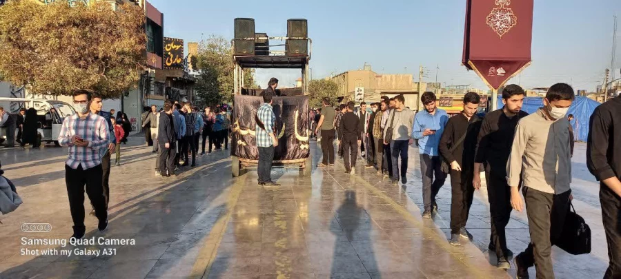 حضور باشکوه دانشجو معلمان در حرم مطهر حضرت فاطمه معصومه (سلام الله علیها) در روز رحلت شهادتگونه ایشان +تصویر 4