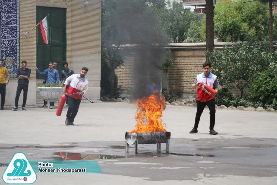 اجرای مانور امدادی دادرس پیشرفته در مرکز شهید مدنی(ره)دانشگاه فرهنگیان استان قم 2