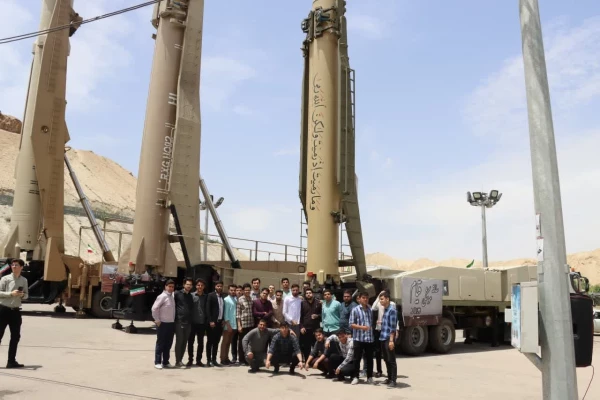 بازدید دانشجو معلمان انقلابی مرکز شهید مدنیدانشگاه فرهنگیان استان قم از نمایشگاه آسمان اقتدار سپاه پاسداران انقلاب اسلامی ایران 2