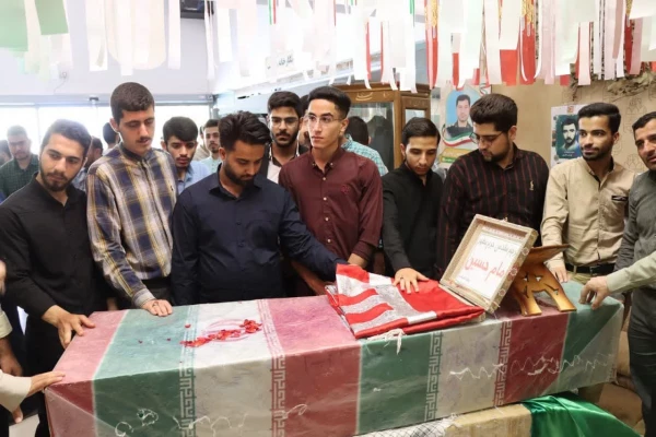 بازدید دانشجو معلمان انقلابی مرکز شهید مدنیدانشگاه فرهنگیان استان قم از نمایشگاه آسمان اقتدار سپاه پاسداران انقلاب اسلامی ایران 5