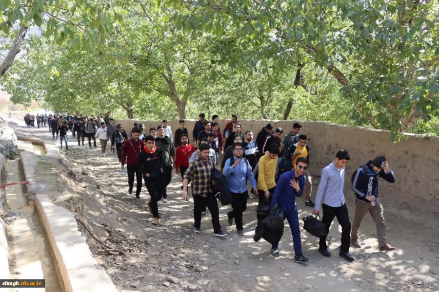 به مناسبت هفنه نربیت بدنی همایش کوهنوردی دانشجو معلمان مرکز شهید مدنی(ره) برگزار شد. 2