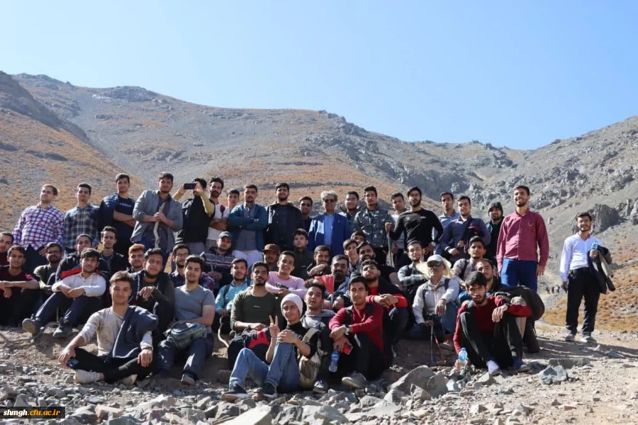 به مناسبت هفنه نربیت بدنی همایش کوهنوردی دانشجو معلمان مرکز شهید مدنی(ره) برگزار شد. 3