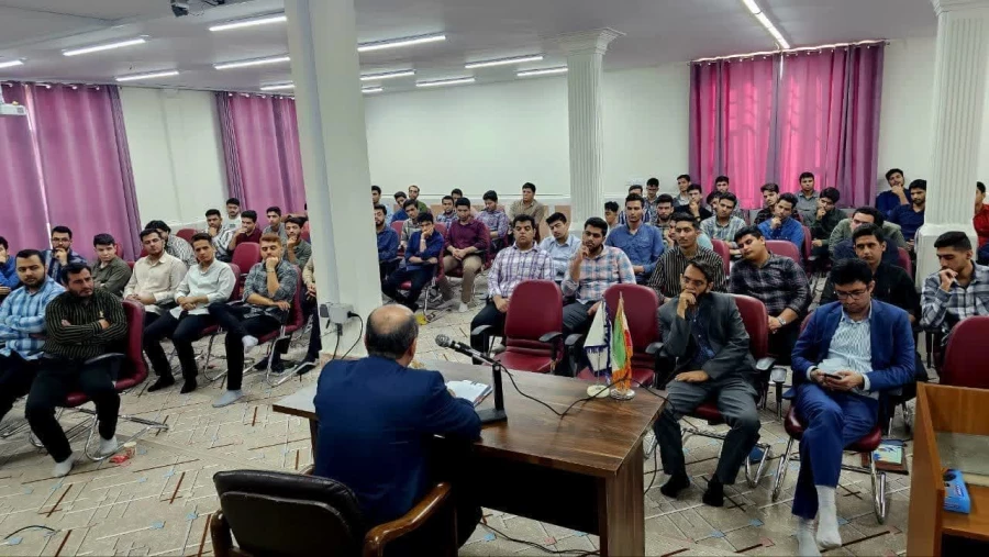 برگزاری کارگاهی با عنوان دانشگاه کارخانه آدم سازی است 3