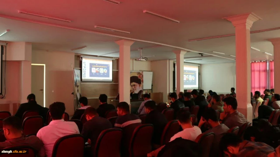 برگزاری  اولین کارگاه «سفر به کهشکان AI» با توضیح چیستی و چرایی هوش مصنوعی در مرکز شهید مدنی(پردیس شهید سلیمانی) 2