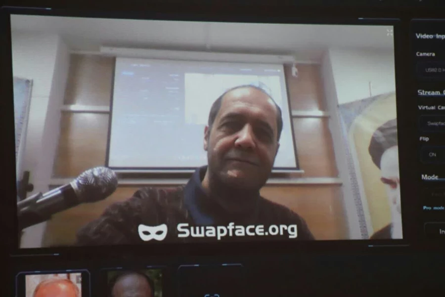 برگزاری  اولین کارگاه «سفر به کهشکان AI» با توضیح چیستی و چرایی هوش مصنوعی در مرکز شهید مدنی(پردیس شهید سلیمانی) 3