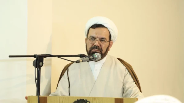 مراسم انس با قرآن کریم و تقدیم قرآن های اهدایی مقام معظم رهبری به نو دانشجو معلمان ورودی ۱۴۰۳ 6