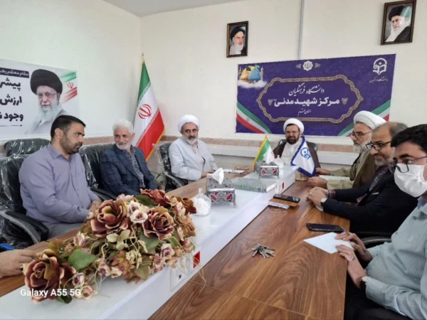 برگزاری جلسه شورای اداری پردیس شهید سلیمانی (مرکز شهید مدنی) 3