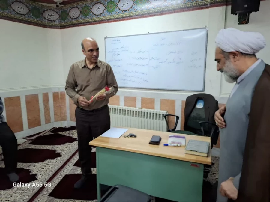 برگزاری مراسم بزرگداشت هفته معلم در پردیس شهید سلیمانی(مرکز شهید مدنی) 7