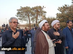 دانشجومعلمان دانشگاه فرهنگیان استان قم نیز به صورت نمادین در قالب دسته  عزاداری از بیت النور به سمت میدان آستانه و از آنجا همراه با سایر عزاداران وارد حرم مطهر شدند 2